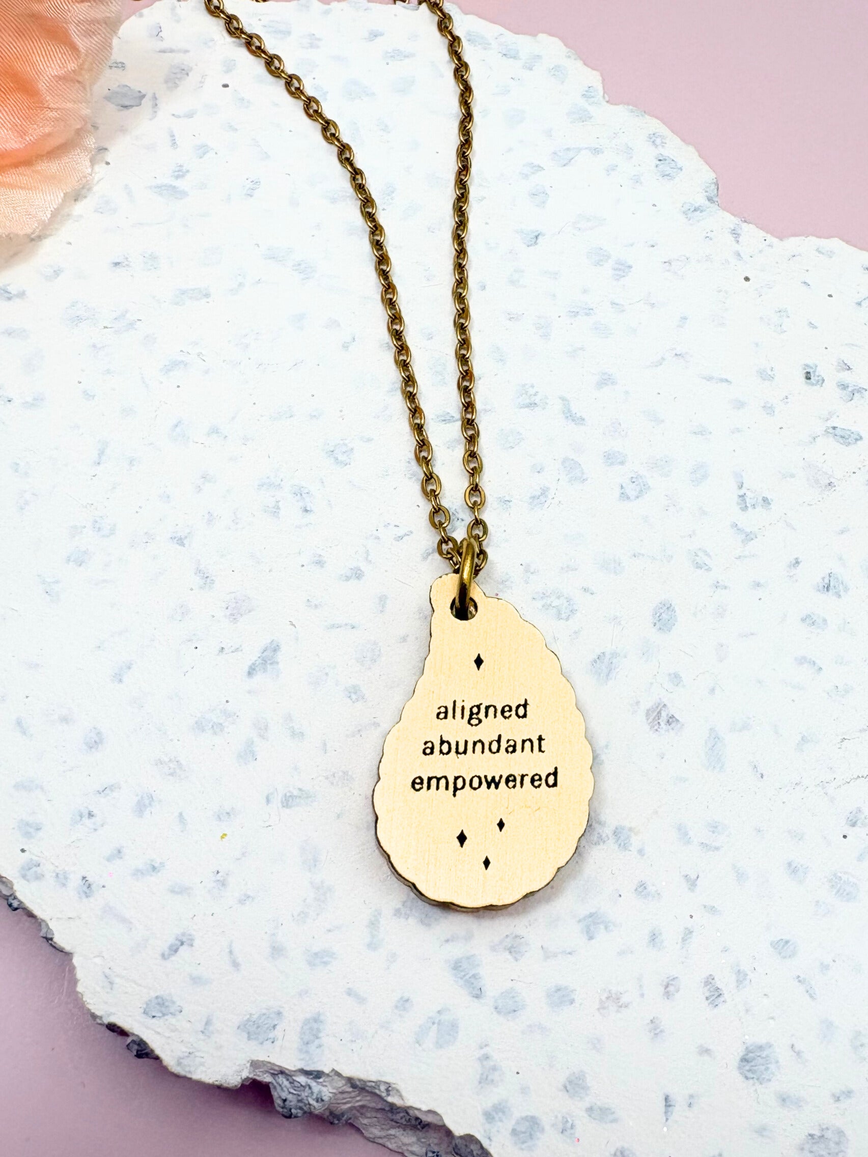Aligned Abundant Paisley Pendant Affirmation Necklace – Gold Mirror Acrylic | Isla & Marigold