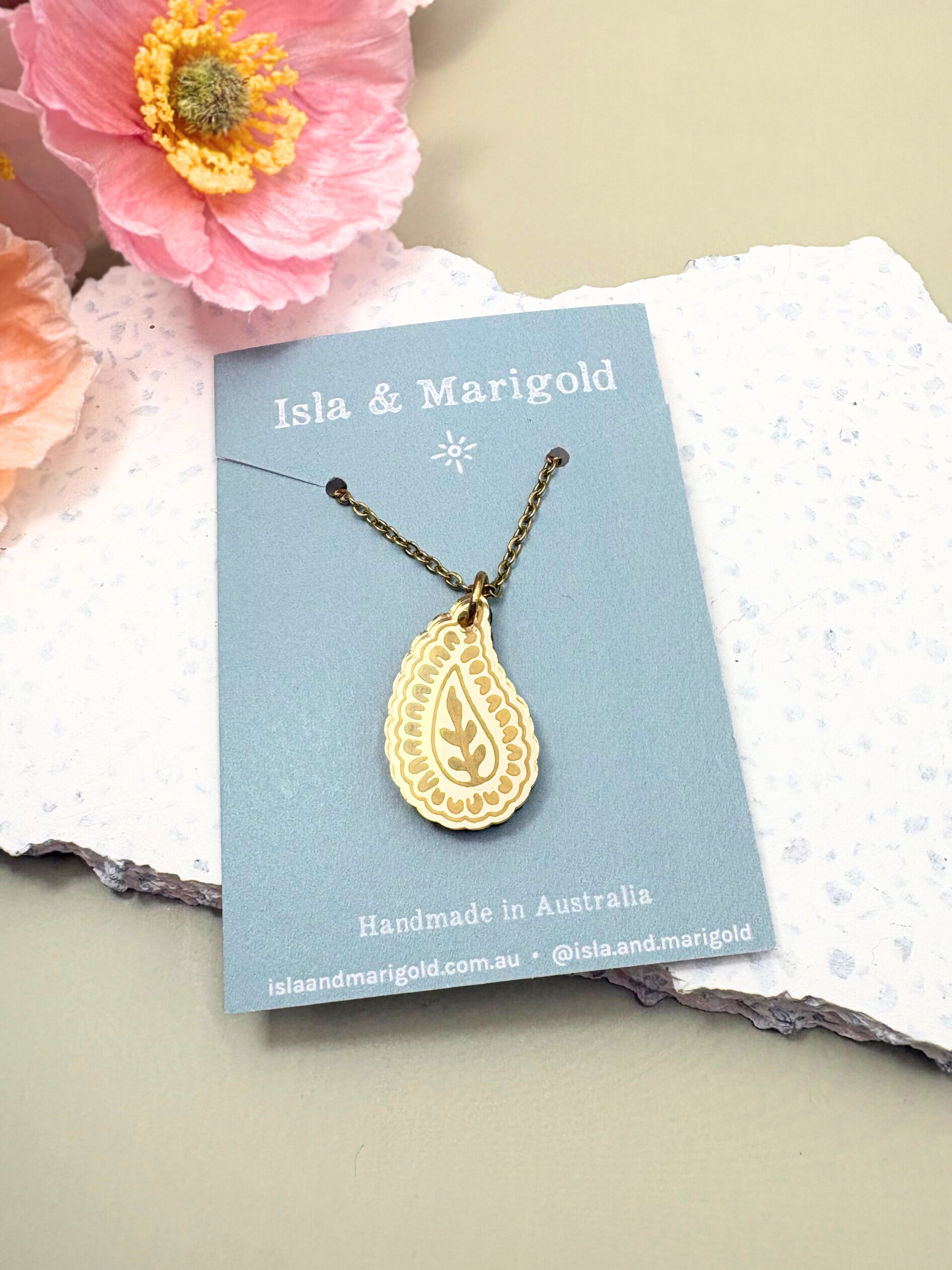 Aligned Abundant Paisley Pendant Affirmation Necklace – Gold Mirror Acrylic | Isla & Marigold