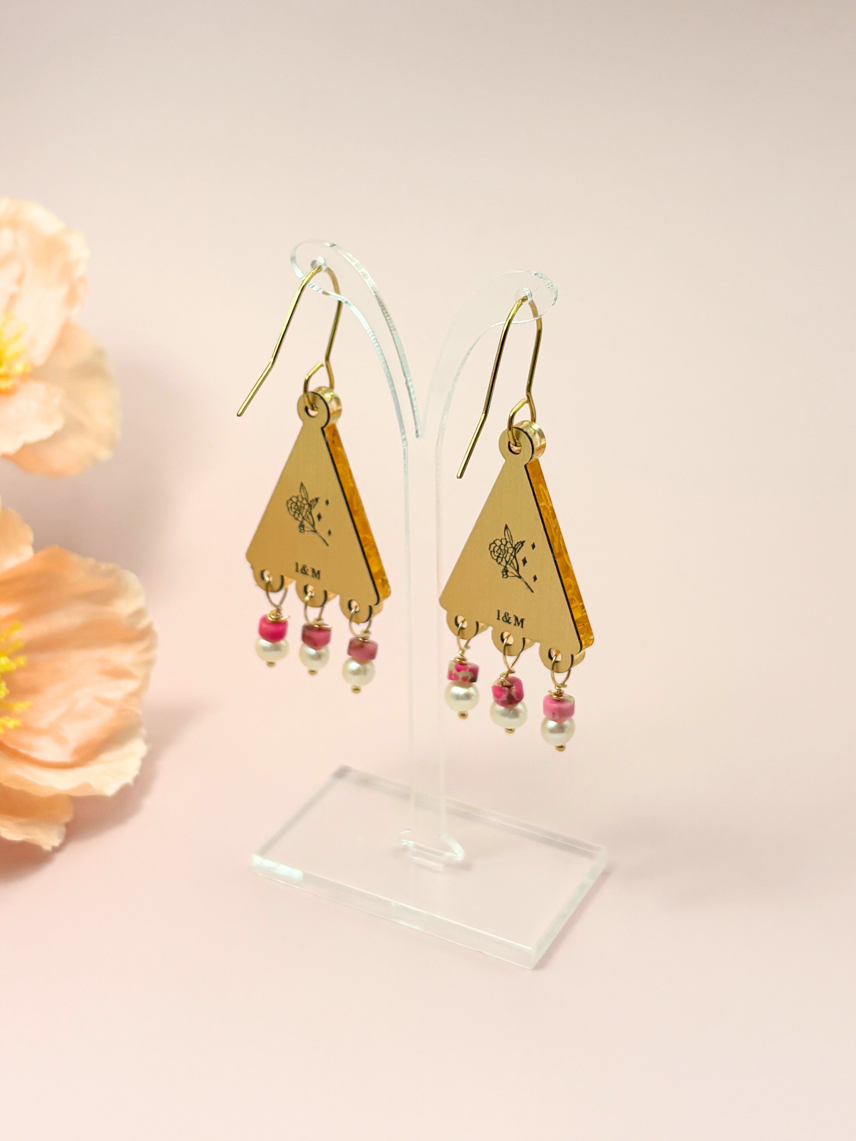 Kindred Spirit Dangles – Gold Mirror Acrylic Earrings | Pink & Pearl | Isla & Marigold