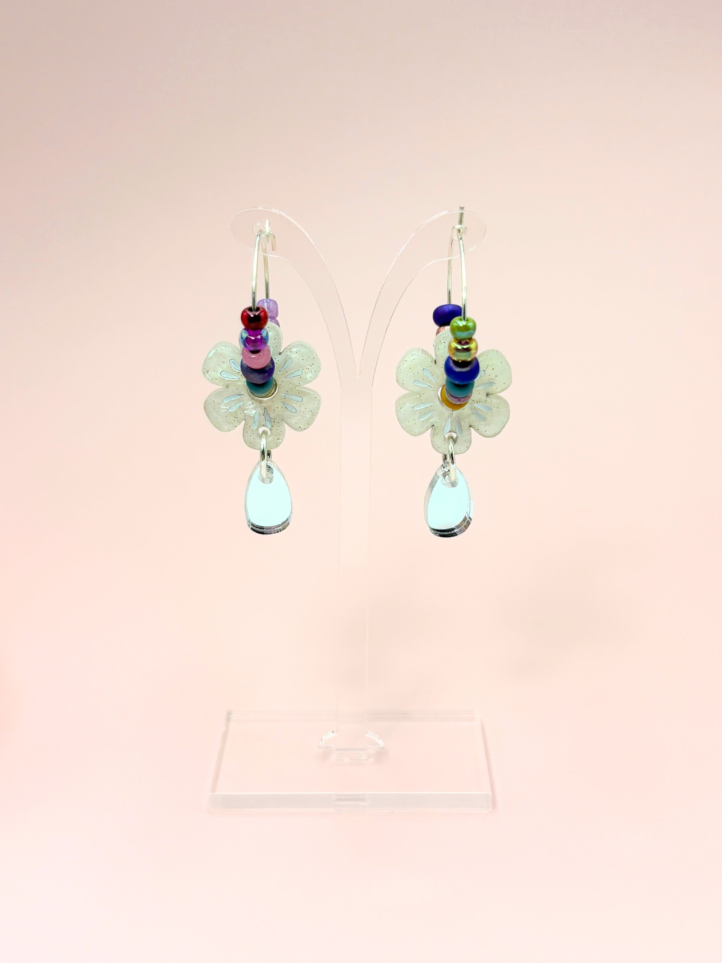 Soulflower Drop Hoops - Ivory and Silver Acrylic Earrings | Isla & Marigold