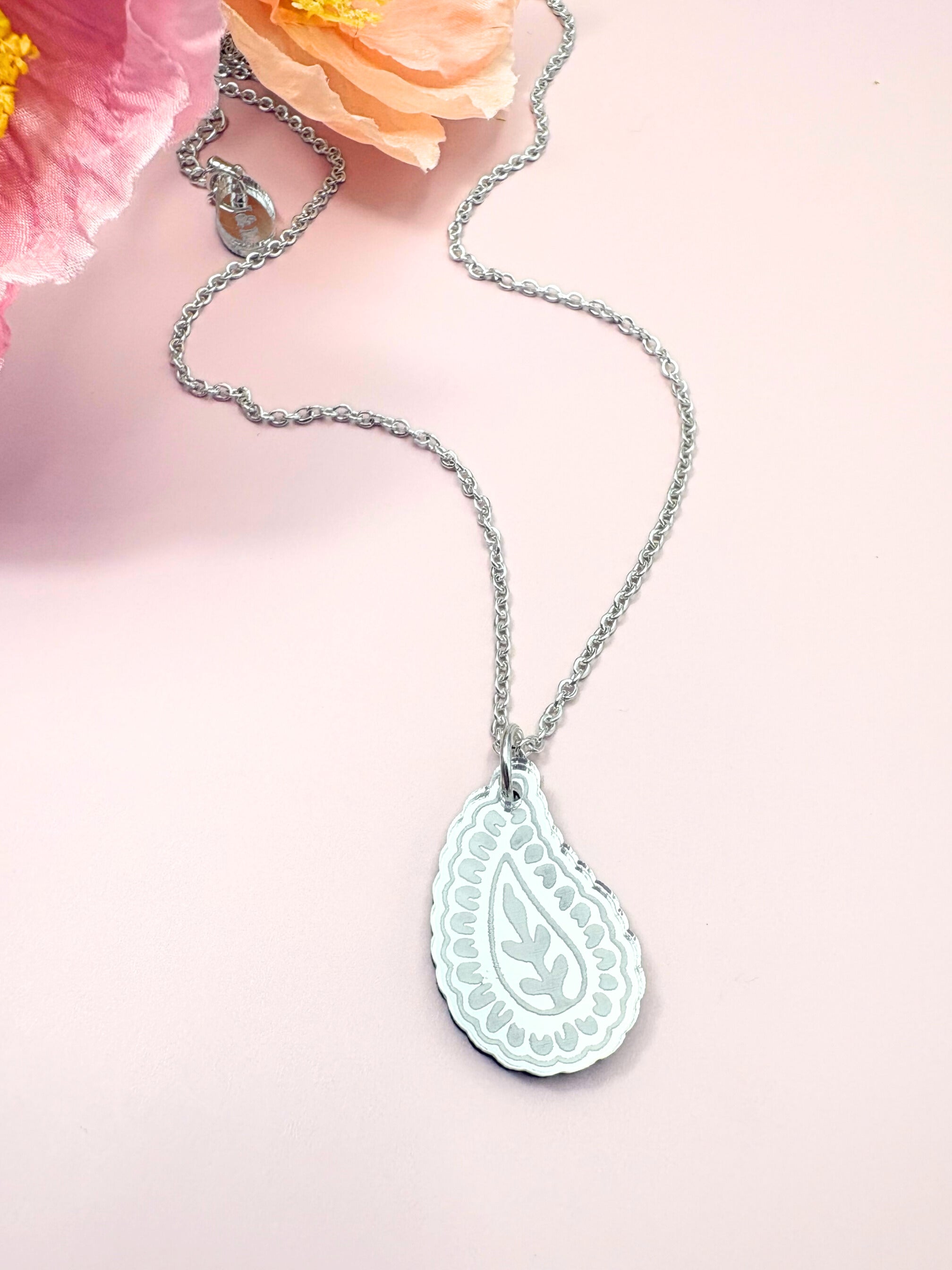 Aligned Abundant Paisley Pendant Affirmation Necklace – Silver Mirror Acrylic | Isla & Marigold