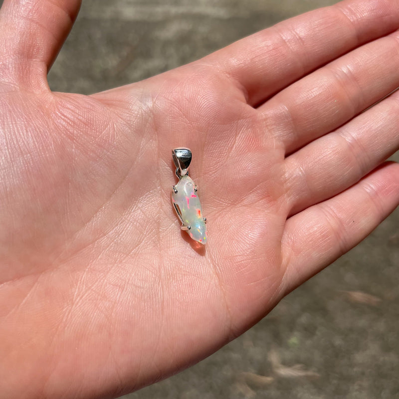 Flashy Ethiopian Opal Pendant 4